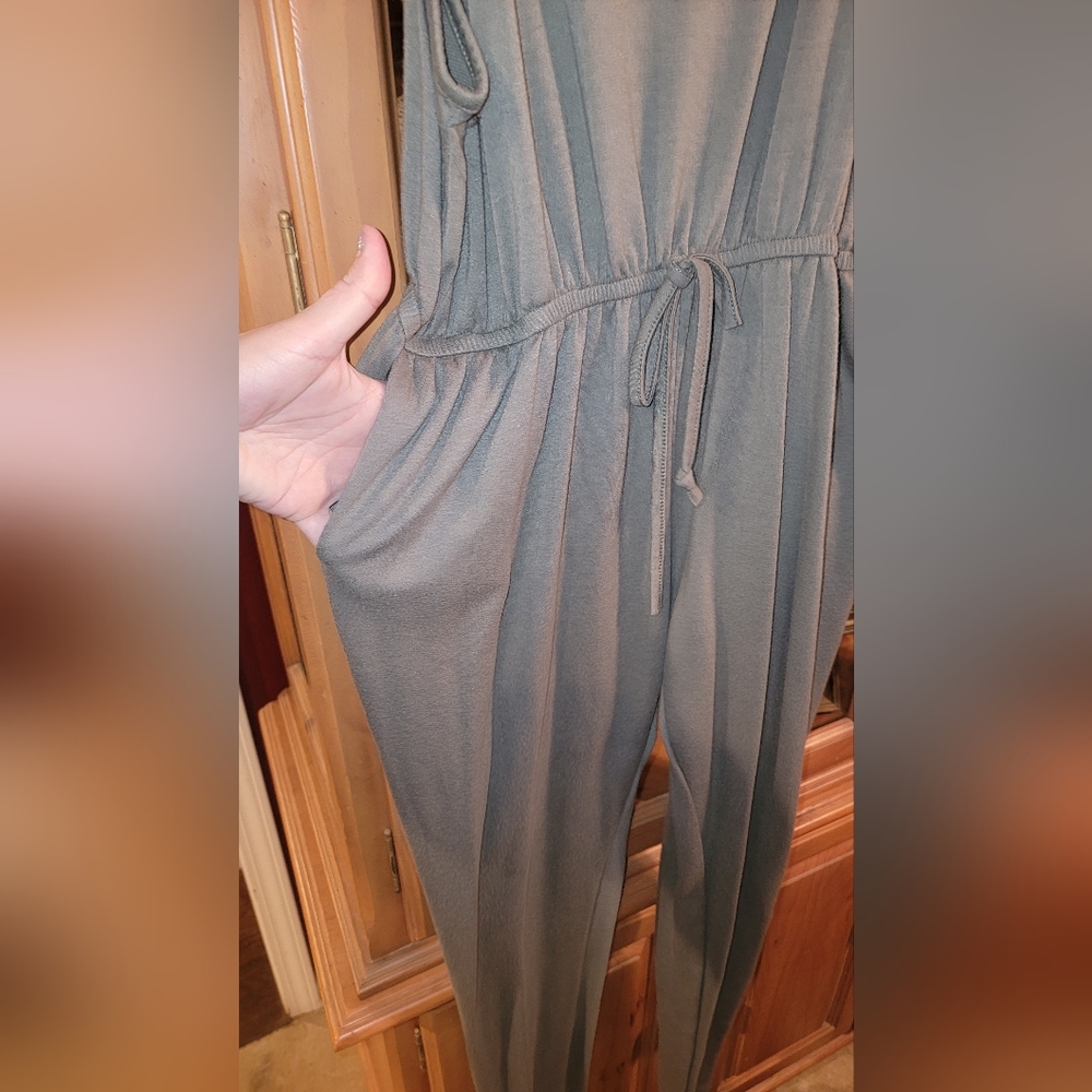 Jumpsuit from ShopHopes- size Large w/ pockets! Gorgeous sagey color! - Picture 3 of 3